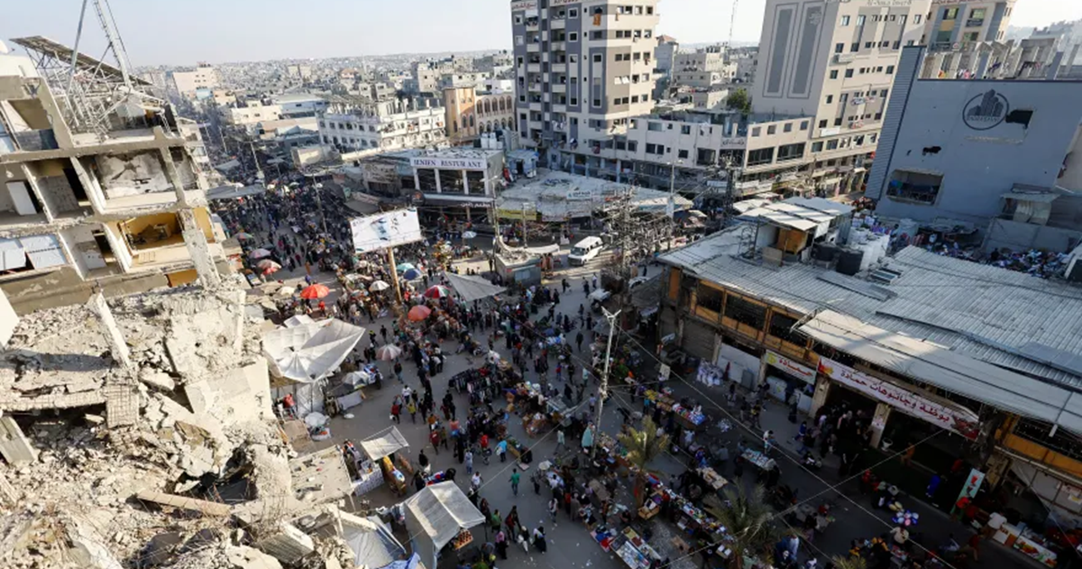 تقرير : بنوك غزة بلا أموال تاركة المواطنين فريسة للاستغلال